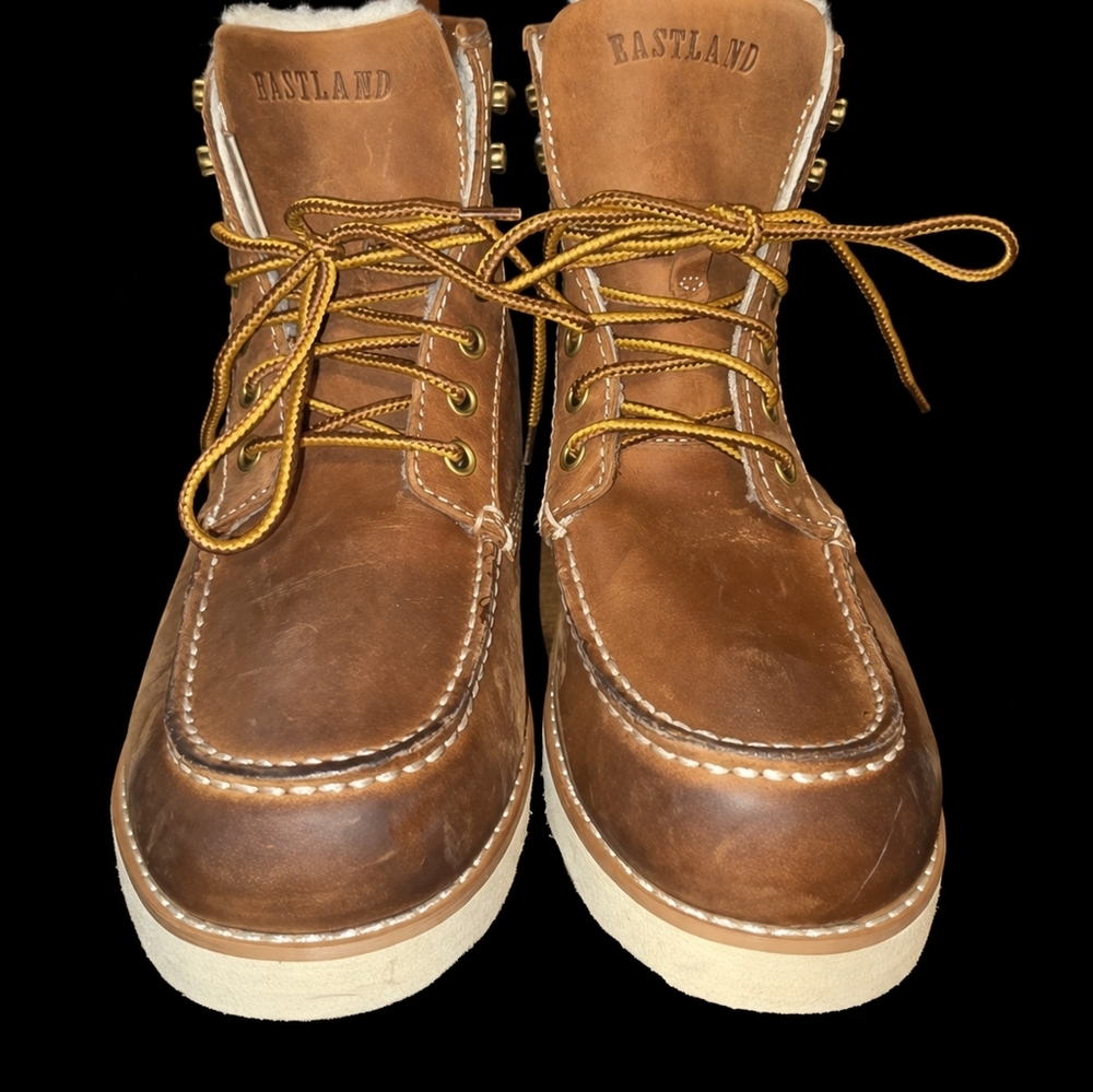 Eastland Womans Tan Leather Boots